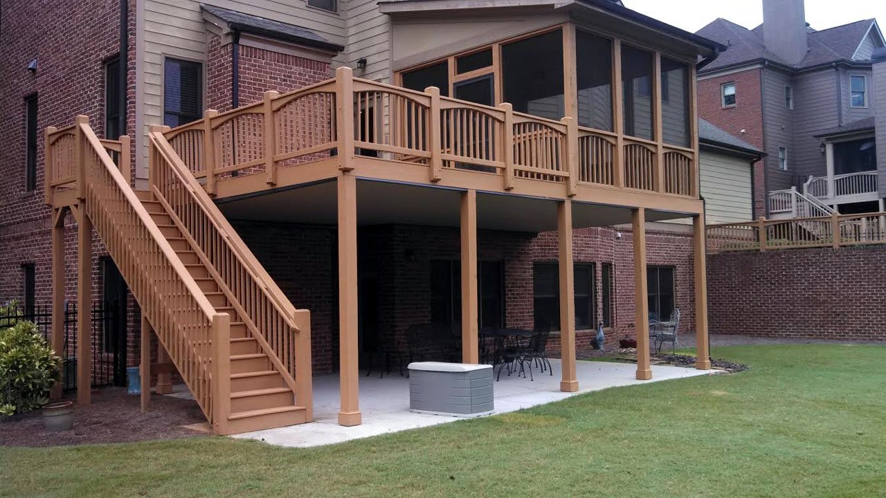 deck contractors